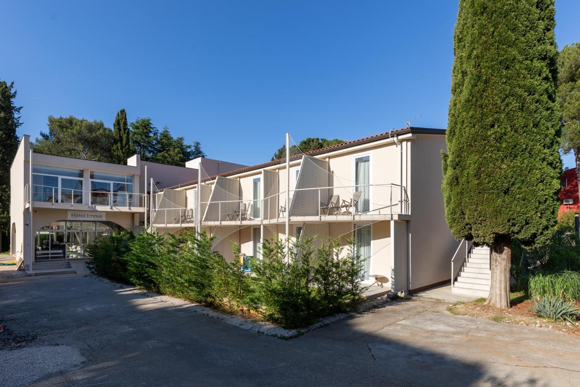 Hotel Emaus Novigrad Istria Dış mekan fotoğraf